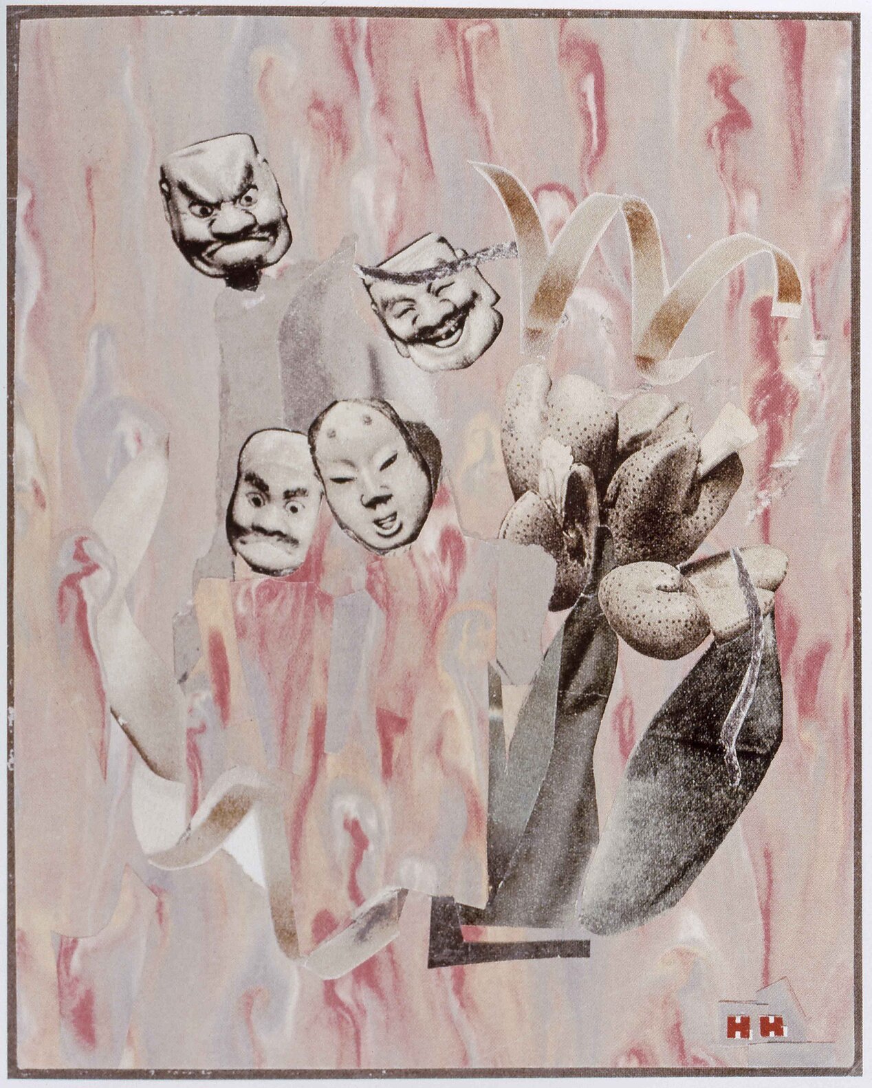 Man sieht eine Collage von Hannah Höch. Es sind beige-rosane Farben und man sieht mehrere Masken und eine Blume.
